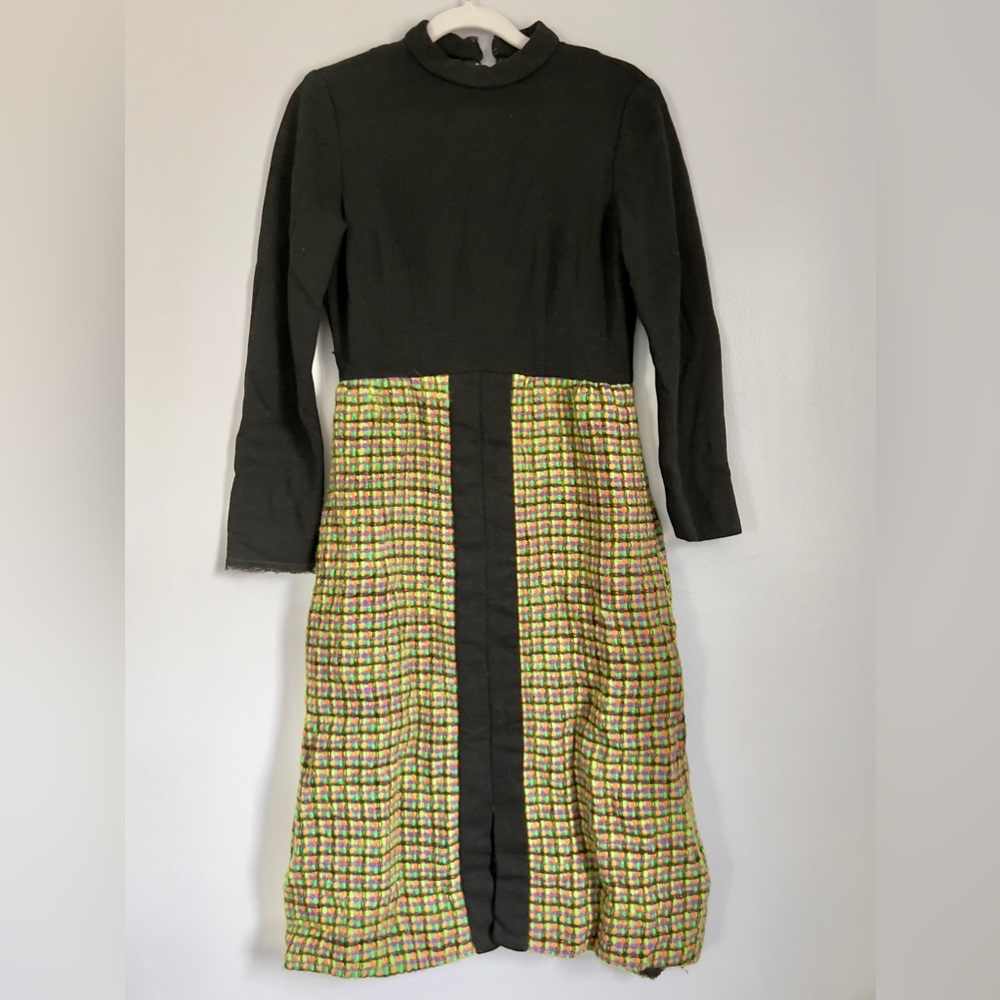 Vintage Long Sleeve A-Line Dress with Pockets! *Make Me An Offer*
